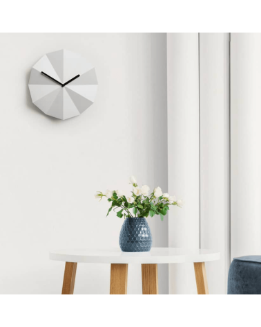 Delta Clock Blanc - Horloge murale design Lawa Design de table design originale cuisine salon