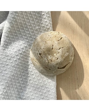 Orange powder and marshmallow - Natural solid hair shampoo Saly Savons handmade good best hair products no plastic